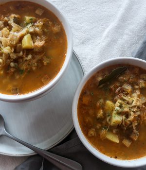 Zelňačka s ječmenem a uzeným tofu